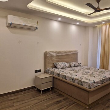 Bedroom in 2 BHK Builder Floor at Palam Vihar – for Rent