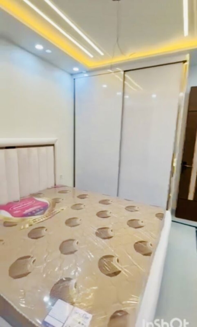 Bedroom, rohini sector 13 3 Bedroom 1100 Sq.Ft. Apartment In Rohini Sector 13 Delhi 10130040