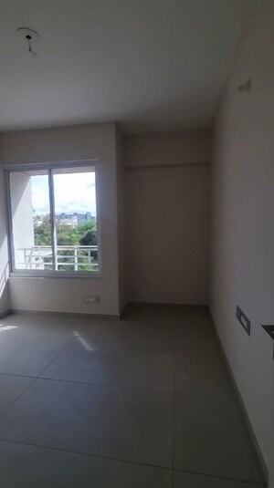 Room in 2 BHK Apartment at Ashiana Malhar, Hinjewadi – for Rent
