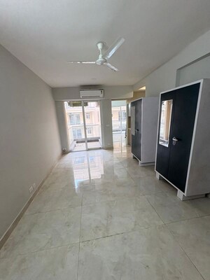 2 BHK Apartment For Rent in Signature The Millennia 3, Sector 37d