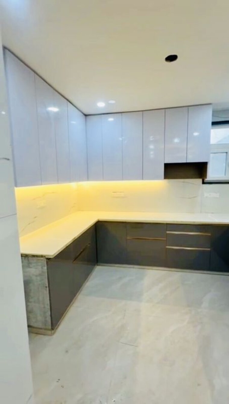 Kitchen, sector 22 dwarka 3.5 Bedroom 1800 Sq.Ft. Apartment In Sector 22 Dwarka Delhi 10130079