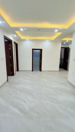 Room in 3.5 BHK Apartment at Sector 22 Dwarka – for Sale