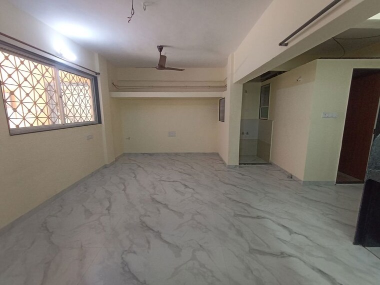 Room, krishna-kunj-karvenagar 2 Bedroom 950 Sq.Ft. Apartment In Karve Nagar Pune 10130100
