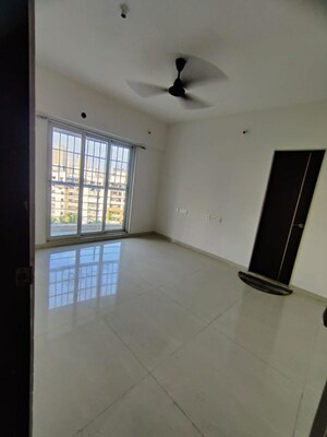 Room in 2 BHK Builder Floor at Vijay Orovia, Ghodbunder Road – for Rent