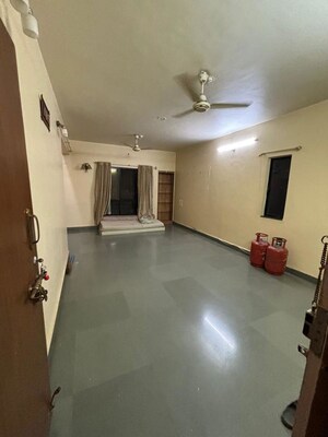 Room in 2 BHK Apartment at La Chapelle, Baner – for Rent