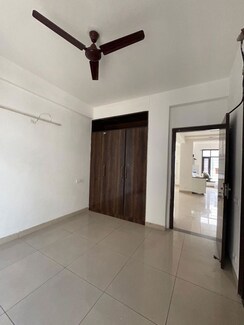 3 BHK + Pooja Room Apartment For Sale in MD Leafstone Apartments