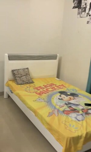 Bedroom in 3 BHK Apartment at Emaar Emerald Estate, Sector 65 – for Rent