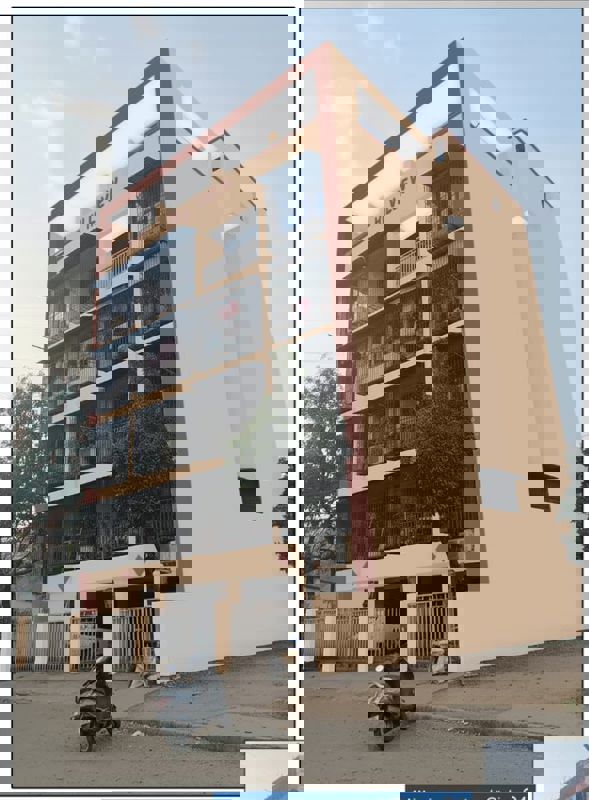 1 BHK + Extra Room 600 Sq.Ft. Apartment in Green Views