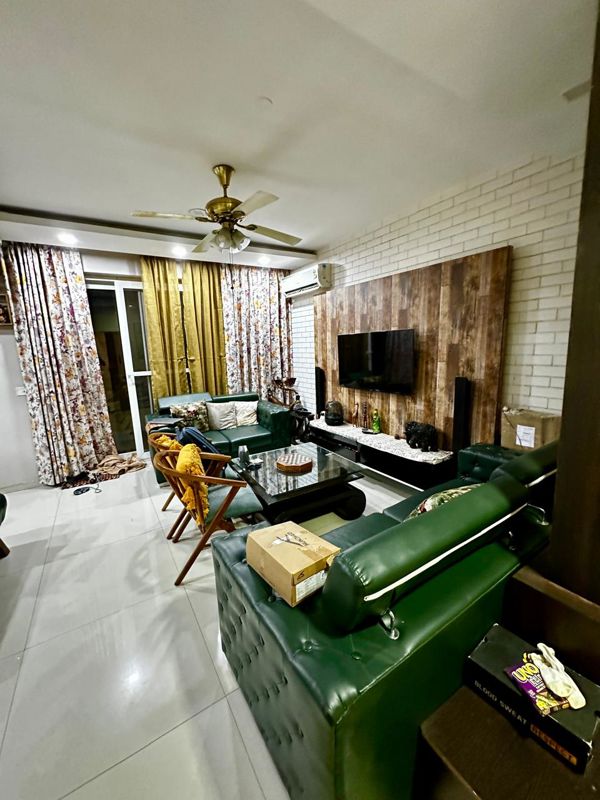 3 BHK Apartment For Rent in Tulip White