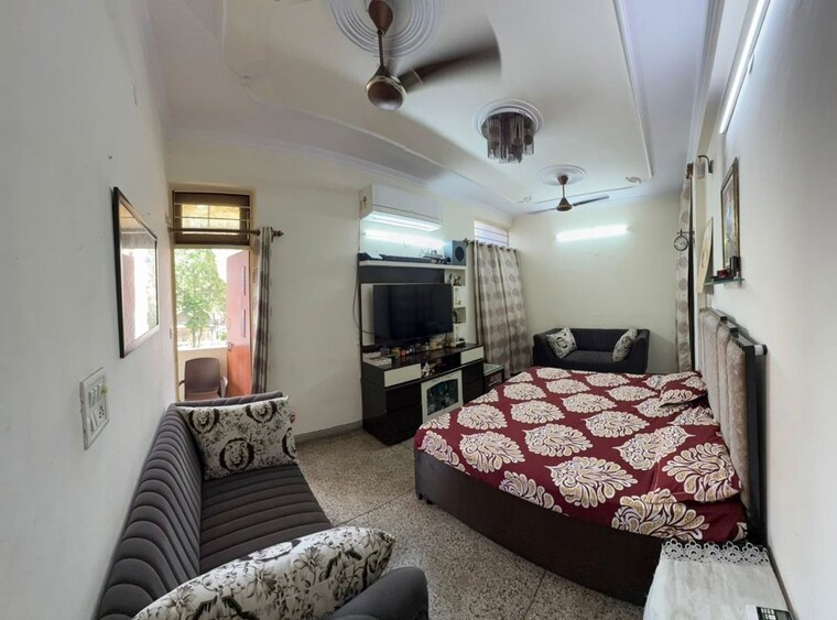 Room, vikas puri 2 Bedroom 850 Sq.Ft. Apartment In Vikas Puri Delhi 10130203