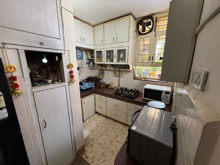 Kitchen, vikas puri 2 Bedroom 850 Sq.Ft. Apartment In Vikas Puri Delhi 10130203