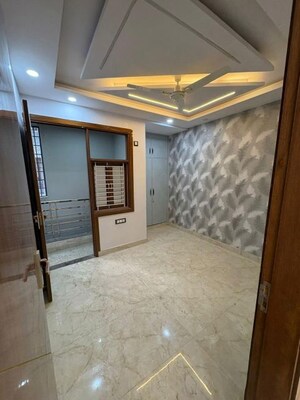 Bedroom in 2 BHK Builder Floor at Chanakya Place – for Sale