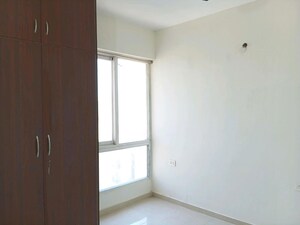 Room in 2 BHK Apartment at Signature The Millennia 2, Sector 37d – for Rent