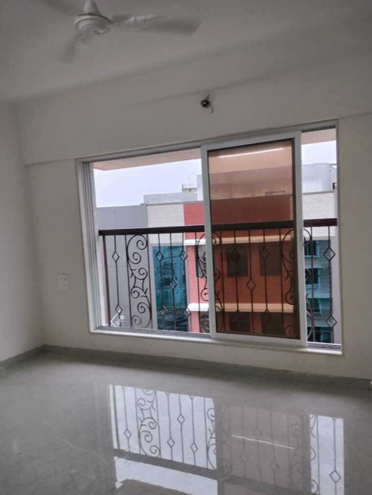 Room, vile parle west 1 RK 350 Sq.Ft. Apartment In Vile Parle West Mumbai 10130279