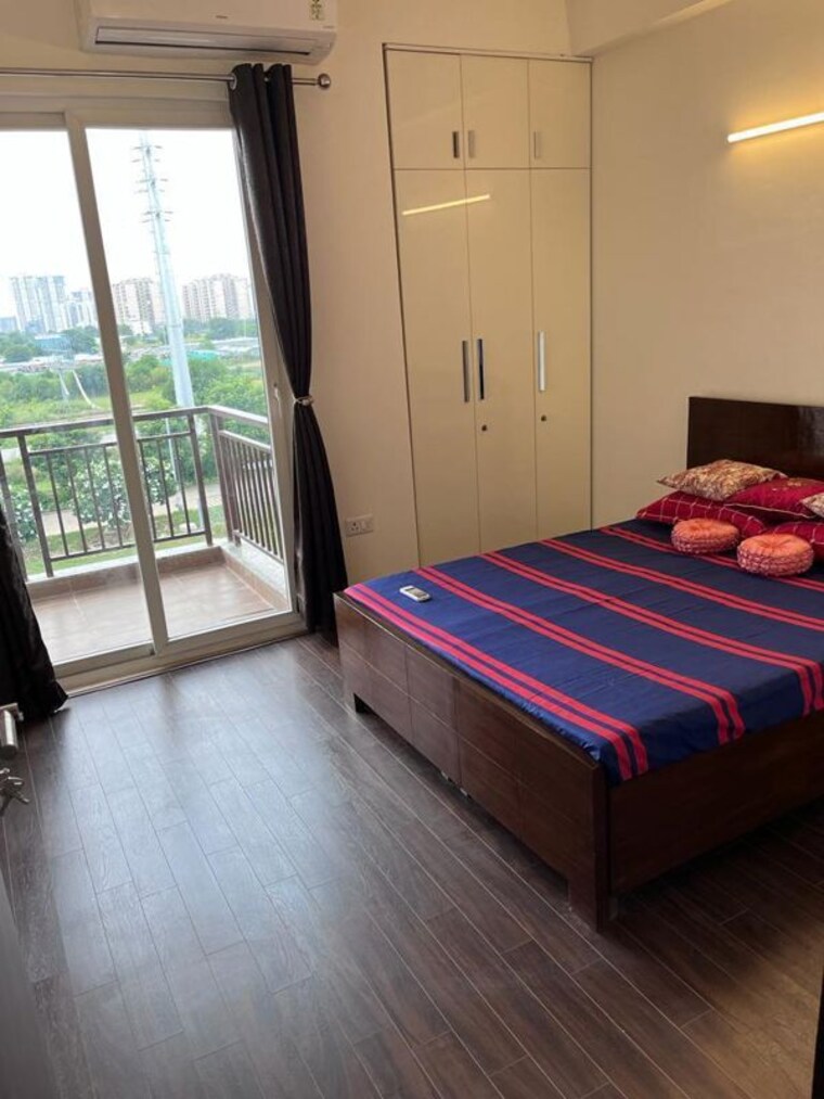 Bedroom, bptp-astaire-gardens-august-villas 4 Bedroom 2982 Sq.Ft. Apartment In Sector 70a Gurgaon 10130288