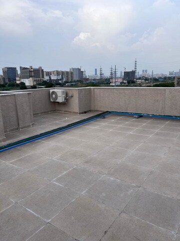 Parking in 4 BHK Apartment at BPTP Astaire Gardens August Villas, Sector 70a – for Rent