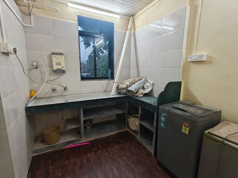 Kitchen, vile parle west 1 RK 350 Sq.Ft. Apartment In Vile Parle West Mumbai 10130294