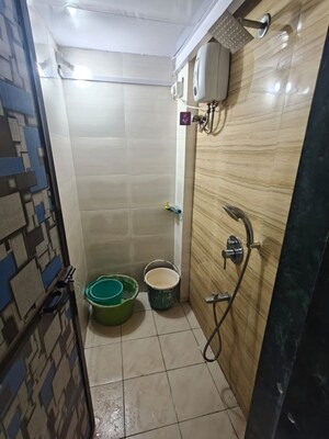Bathroom in 1 RK Apartment at Vile Parle West – for Rent
