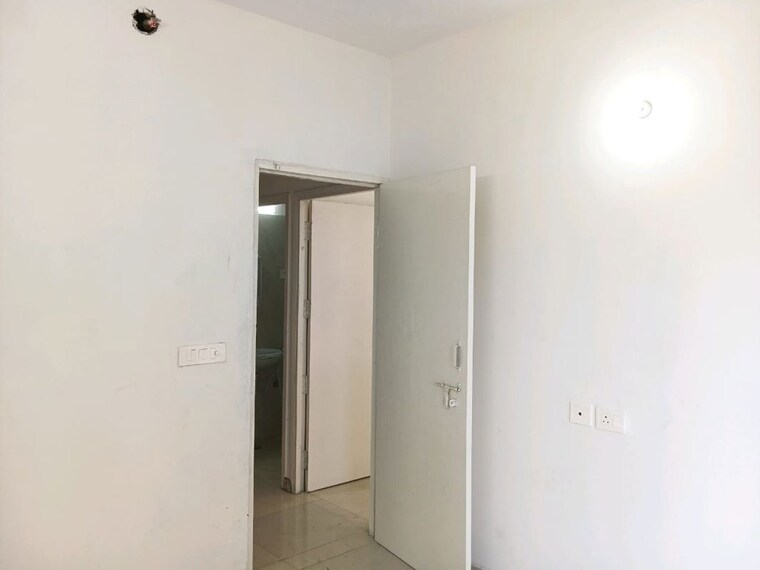 Room, signature-the-millennia-3 2 Bedroom 900 Sq.Ft. Apartment In Sector 37d Gurgaon 10130278