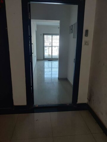 Room in 2 BHK Builder Floor at Rosa Royale, Ghodbunder Road – for Rent