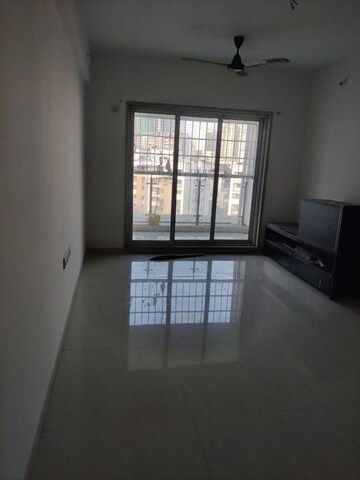 Room in 2 BHK Builder Floor at Rosa Royale, Ghodbunder Road – for Rent