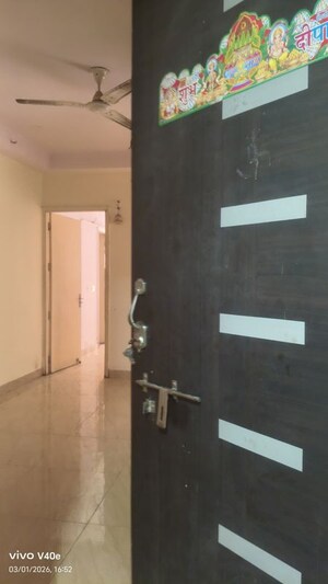 Furnished Amenities in 2 BHK Apartment at Gaur City 7th Avenue, Sector 4 Greater Noida – for Rent