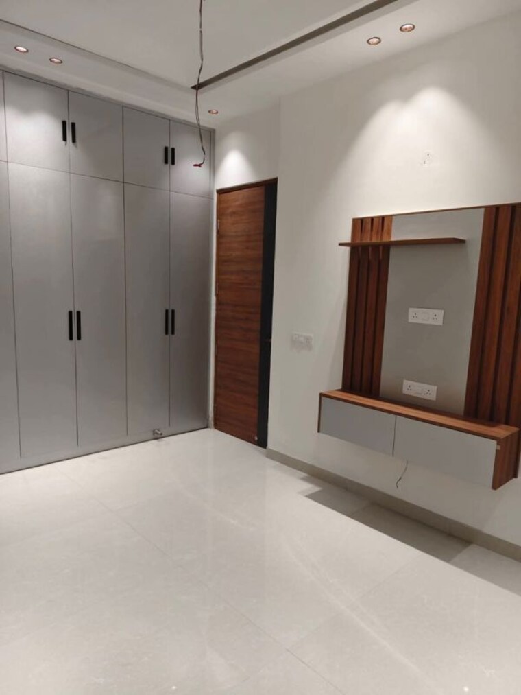 Room, trishla-city 3 Bedroom 1700 Sq.Ft. Apartment In Patiala Road Zirakpur 10130326