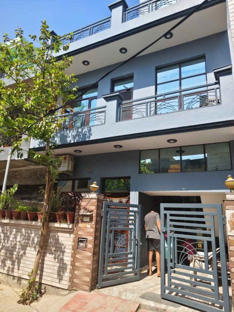 Exterior View, dhakoli 4 Bedroom 100 Sq.Yd. Independent House In Dhakoli Zirakpur 10130341