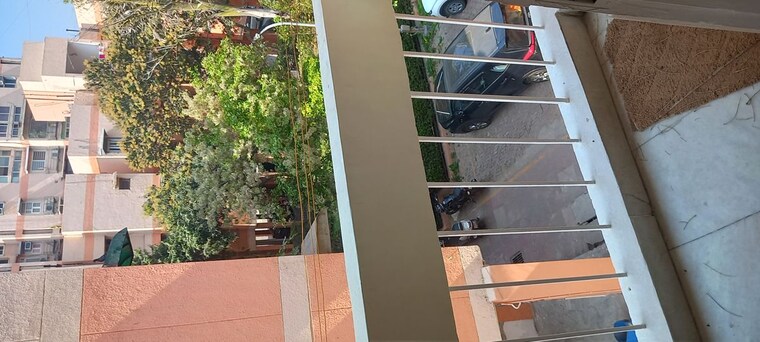 Balcony, ip extension 2 Bedroom 1000 Sq.Ft. Apartment In Ip Extension Delhi 10130358