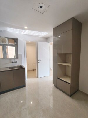 Room in 3 BHK Builder Floor at Vijay Nagar – for Rent