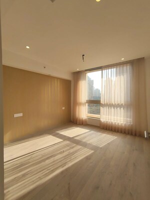 Room in 3 BHK Builder Floor at Vijay Nagar – for Rent