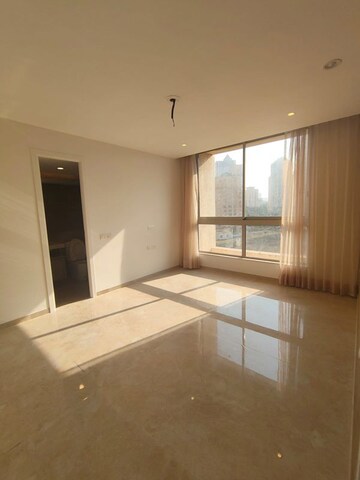 Room in 3 BHK Builder Floor at Vijay Nagar – for Rent