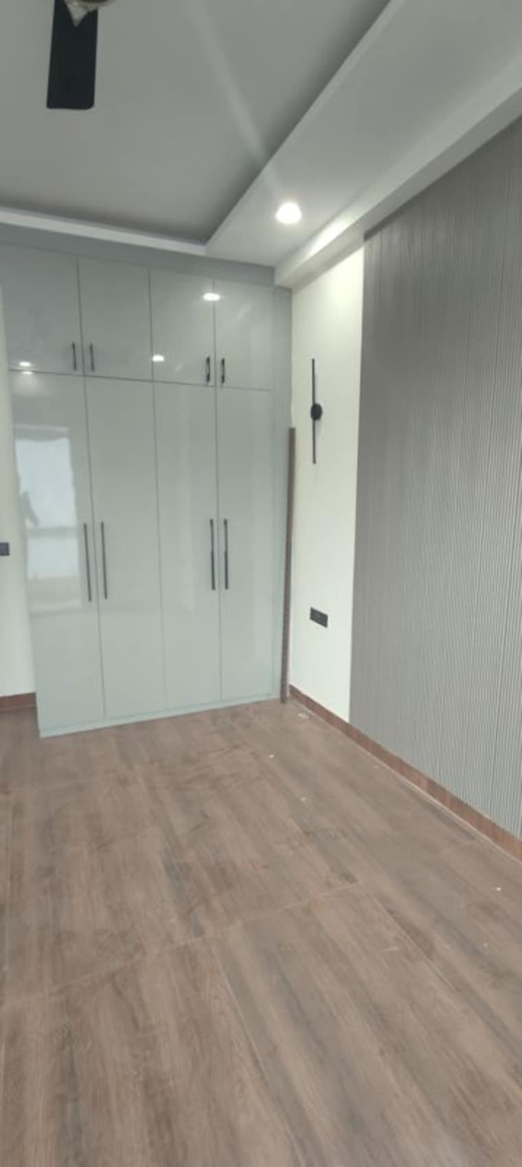 Room, ansal-api-versalia-2 3 Bedroom 1500 Sq.Ft. Apartment In Sector 67a Gurgaon 10130363