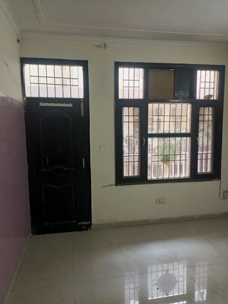 Room, pir machalla 2 Bedroom 1350 Sq.Ft. Apartment In Pir Machalla Zirakpur 10130083