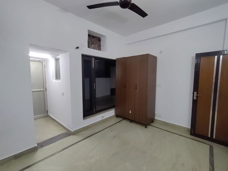 Room, ansal-plaza-sector-23 2 Bedroom 1000 Sq.Ft. Independent House In Sector 23 Gurgaon 10130369