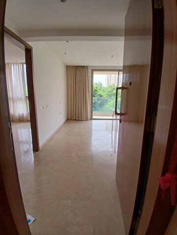 Room in 3 BHK Builder Floor at Vijay Nagar – for Rent