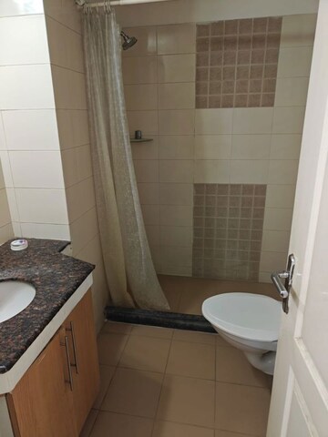 Bathroom in 1 BHK Independent House at Ansal Plaza Sector-23, Sector 23 – for Rent