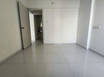 2 BHK Apartment For Rent in Vishal Viviana, Mundhwa