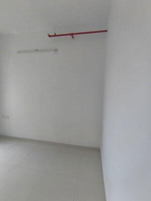 Room in 2 BHK Apartment at Runwal The Central Park, Chinchwad – for Rent