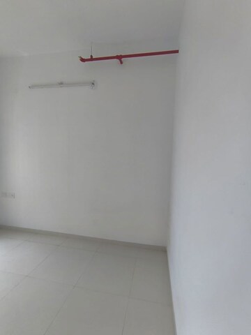 Room in 2 BHK Apartment at Runwal The Central Park, Chinchwad – for Rent