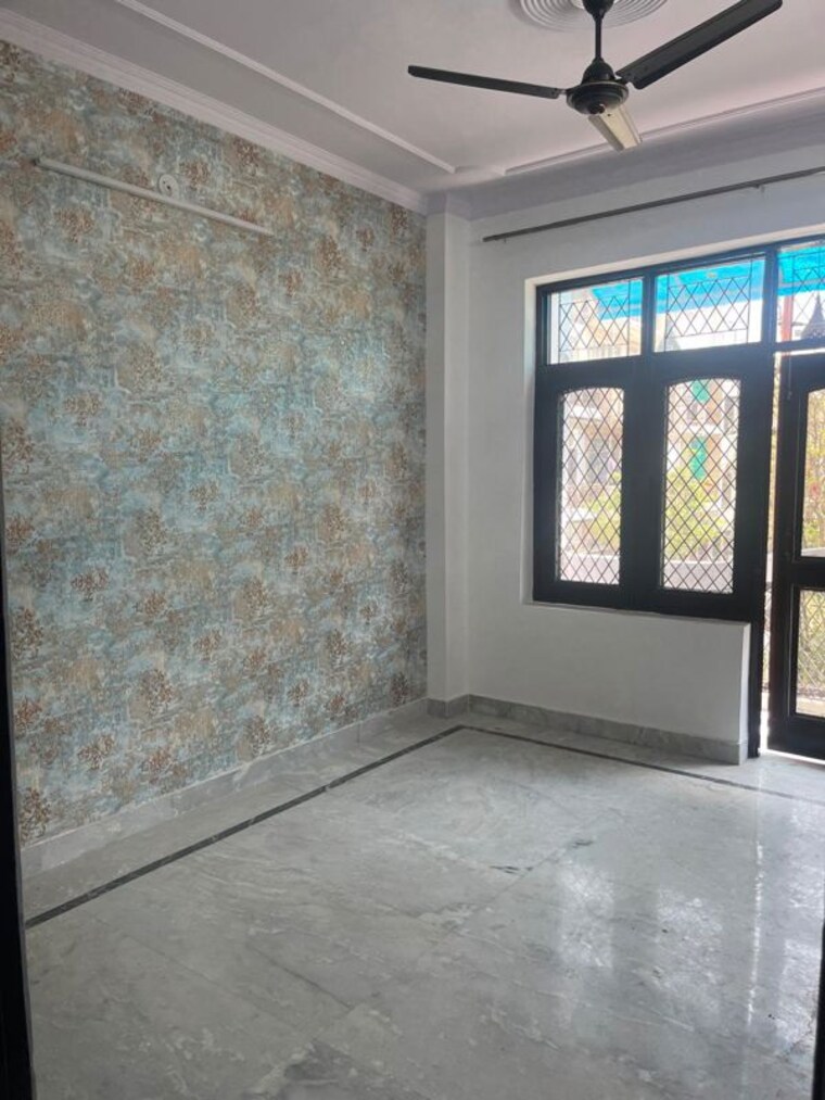 Room, vasundhara sector 3 2 Bedroom 80 Sq.Yd. Builder Floor In Vasundhara Sector 3 Ghaziabad 10130414