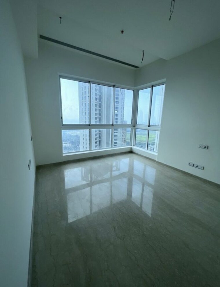 Room, k-raheja-vivarea-building-no-3-tower-e 3 Bedroom 2250 Sq.Ft. Apartment In Mahalaxmi Mumbai 10095891
