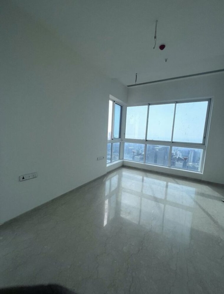 Room, k-raheja-vivarea-building-no-3-tower-e 3 Bedroom 2250 Sq.Ft. Apartment In Mahalaxmi Mumbai 10095891