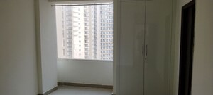 Room in 3 BHK Apartment at Amrapali Heartbeat City, Sector 107 – for Rent