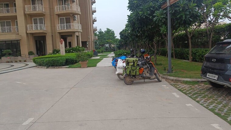  Parking, aipl-the-peaceful-homes 3 Bedroom 2150 Sq.Ft. Apartment In Sector 70a Gurgaon 10130427