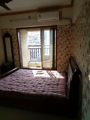Bedroom in 1.5 BHK Apartment at Thane West – for Rent
