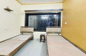 Room in  Pg at Goregaon East – for Rent