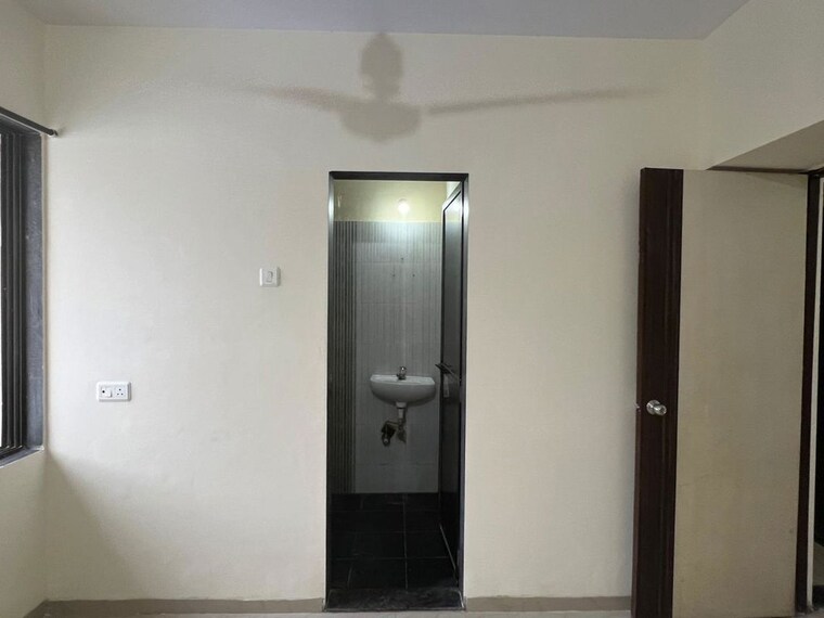 Room, pride-residency-anand-nagar 1 Bedroom 430 Sq.Ft. Apartment In Anand Nagar Thane 10130503
