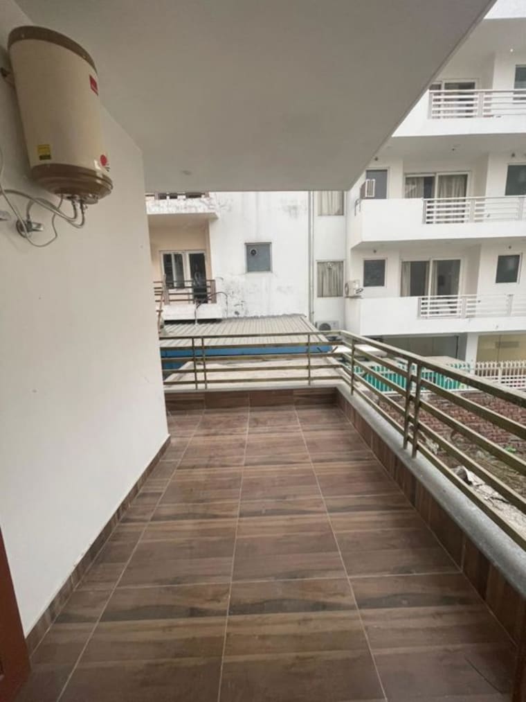 Balcony, sector 31 2 Bedroom 1375 Sq.Ft. Builder Floor In Sector 31 Gurgaon 10130509