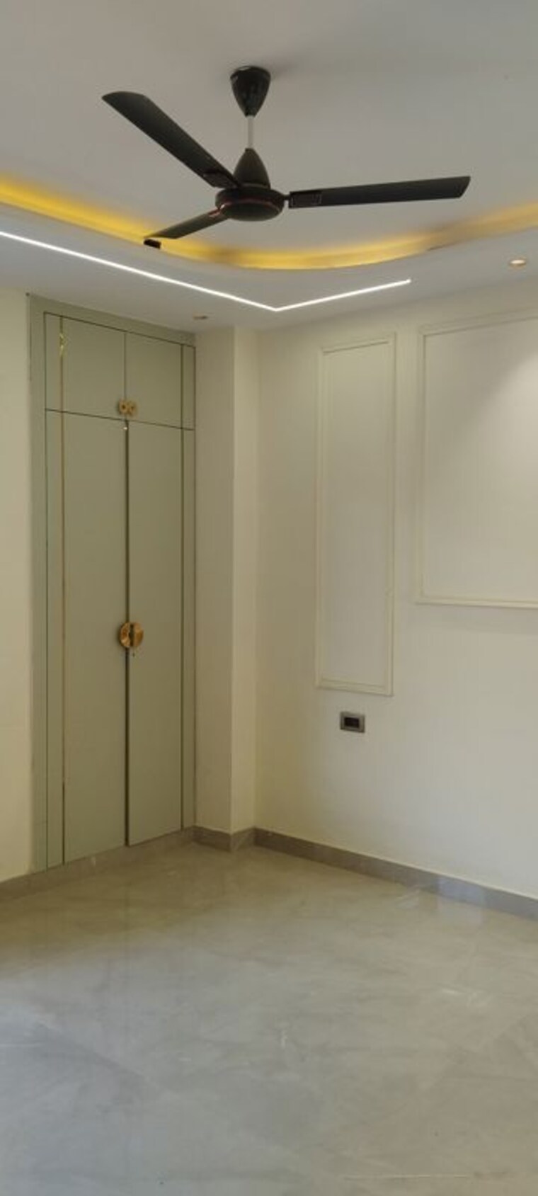 Room, sector 89 4 Bedroom 250 Sq.Yd. Builder Floor In Sector 89 Faridabad 10130521